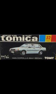 ©️ TOMICA (2) 1.61 #32 Japan White ©1980 Toyota Corolla 4 door Sedan MADE IN JAPAN VINTAGE MIB Working Features Sun SEPTEMBER 11,2022