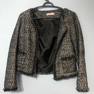 (Category: ) located in . Submitted by rs.apparel (Listing ID 1184213191, Image 1). Description: .