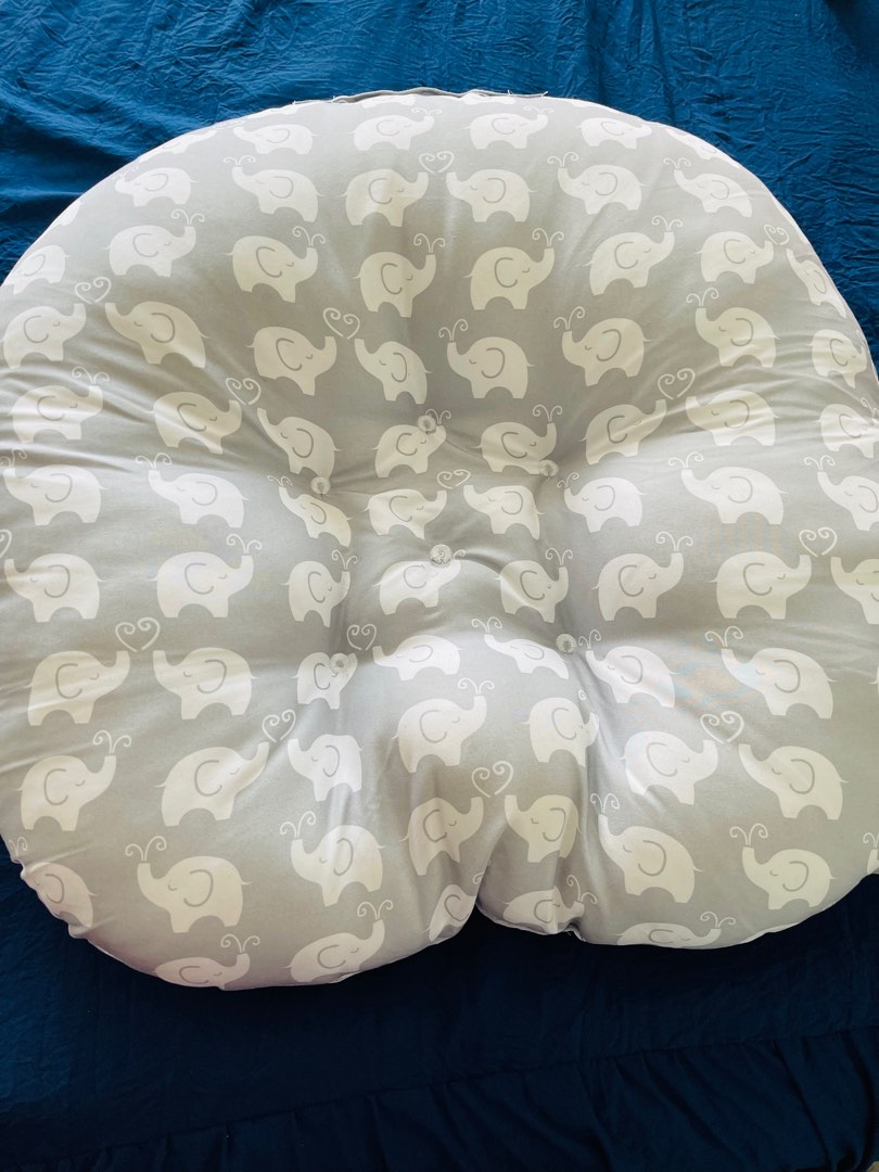 Boppy lounger, Babies & Kids, Infant Playtime on Carousell