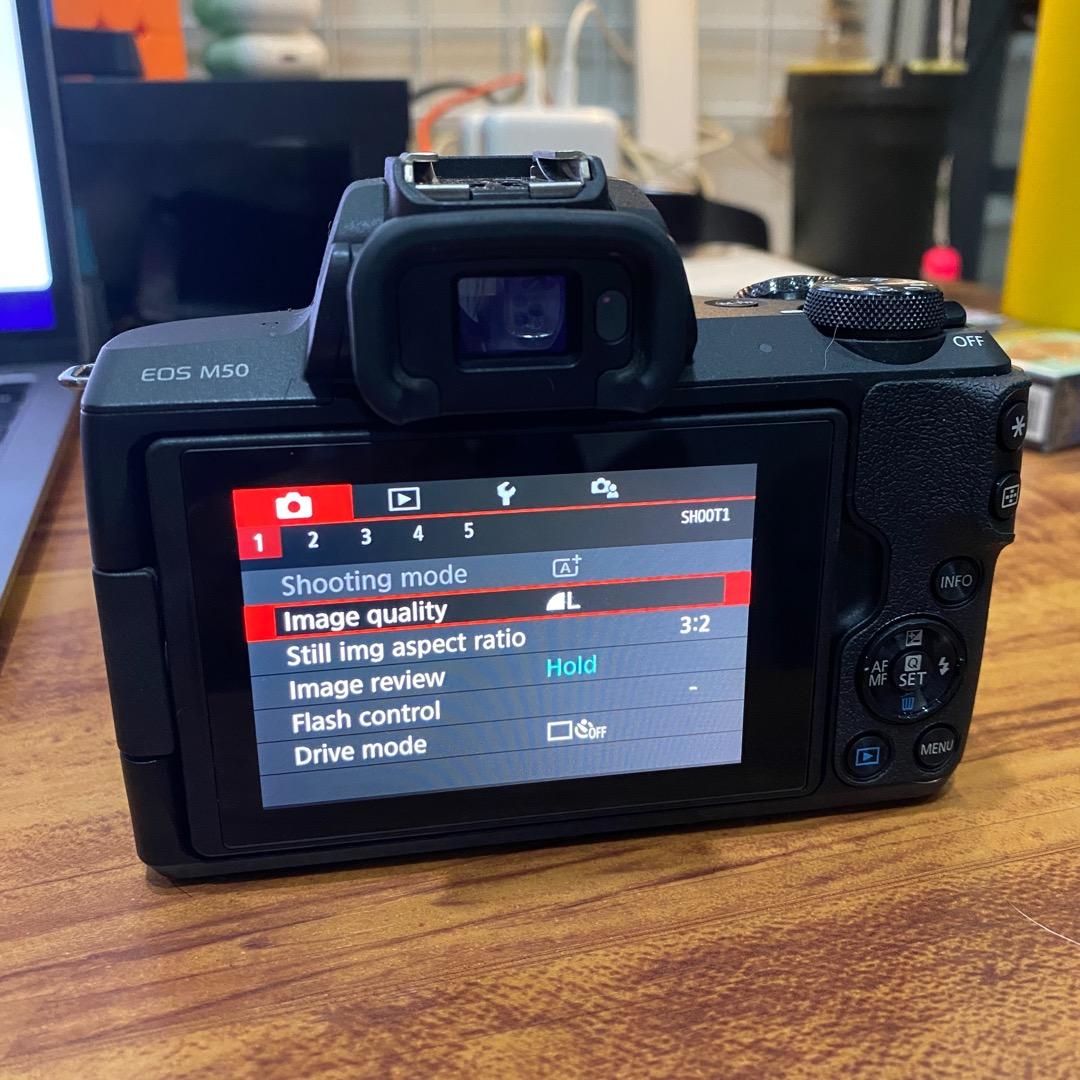 Canon M50 with Box, Bag, SD Card, 2 Batteries + Other