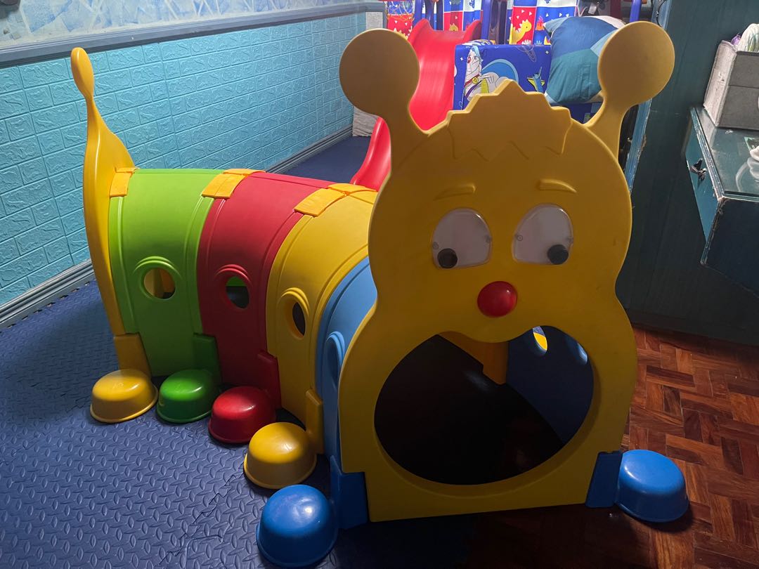 Caterpillar tunnel, Babies & Kids, Infant Playtime on Carousell