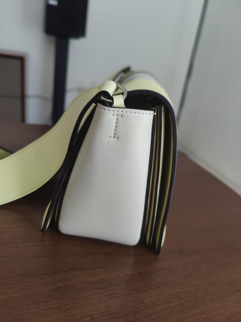 Celine frame online bag size