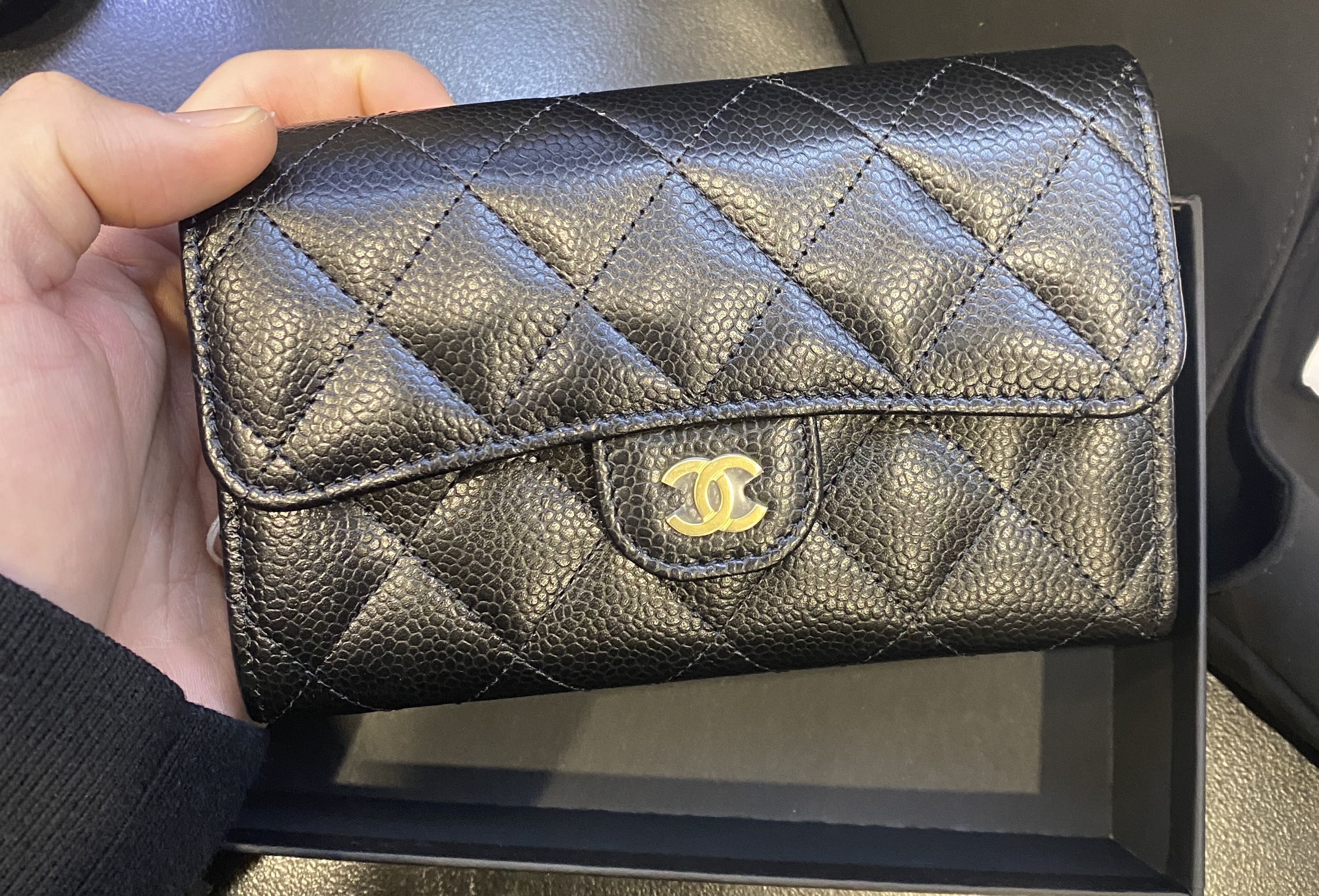Chanel classic sales caviar wallet