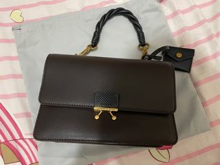 （分類：）位於 。 由 tiffanycy__ 提交（商品編號 1184279091，圖片 1）。簡介： 。