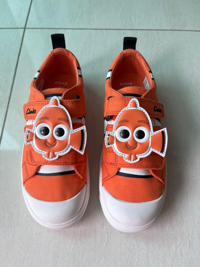 Clarks size 5 toddler deals