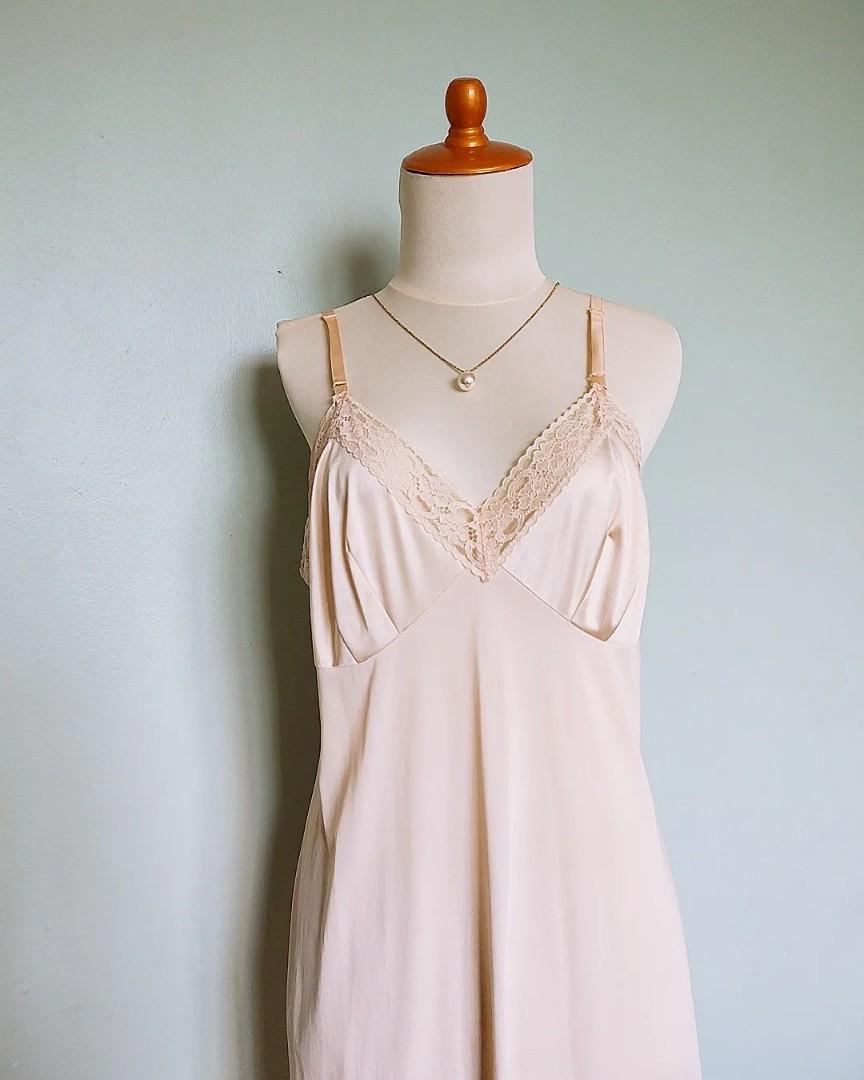 Vanity fair nightgown and robe sets outlet