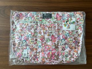 (Category: ) located in . Submitted by fabricstash (Listing ID 1184145391, Image 1). Description: .