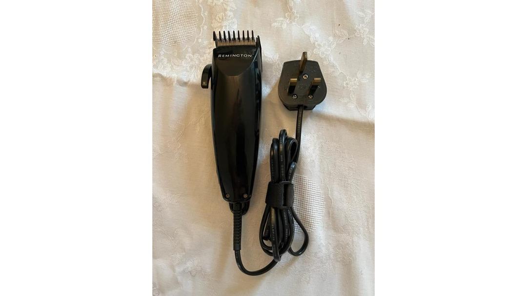 Electric Hair Cut Set, Beauty & Personal Care, Men's Grooming on Carousell