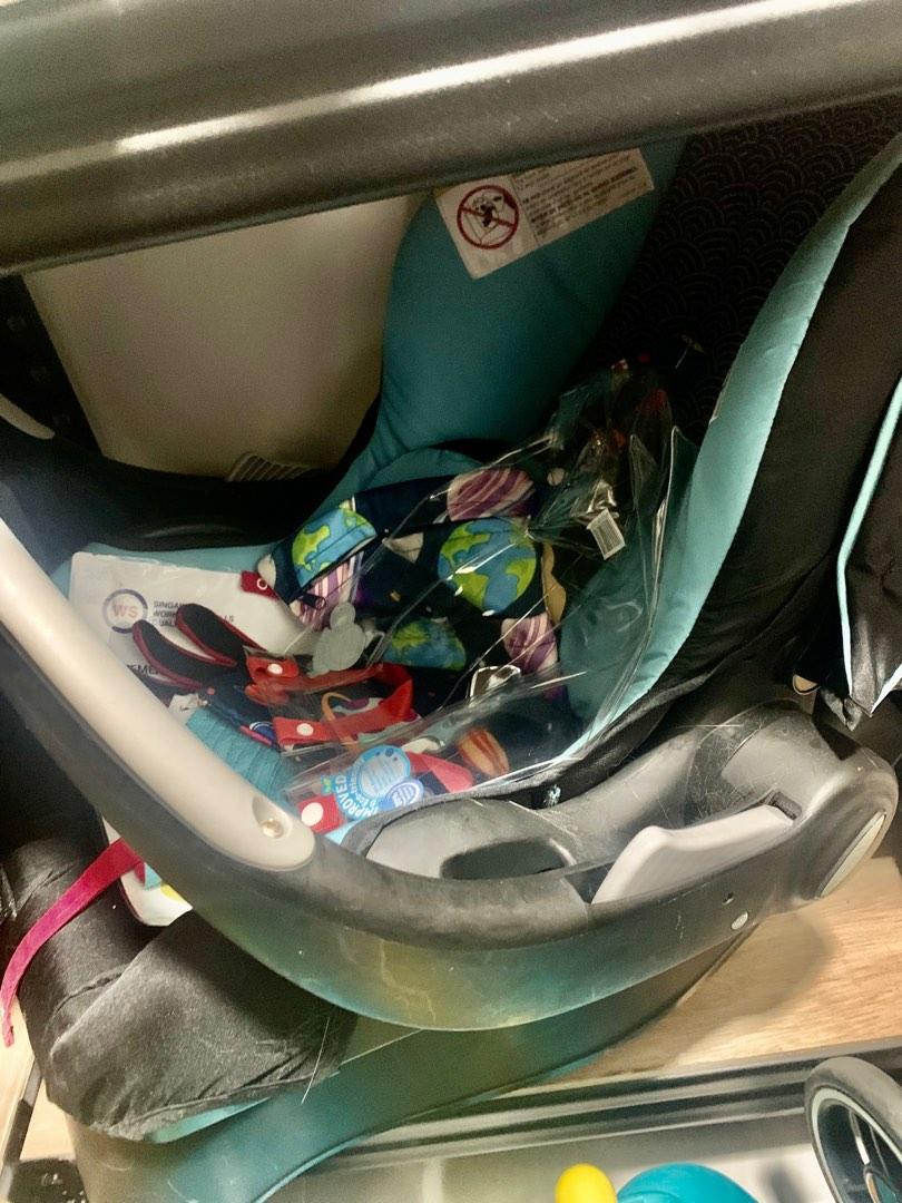 Evenflo car seat, Babies & Kids, Going Out, Car Seats on Carousell