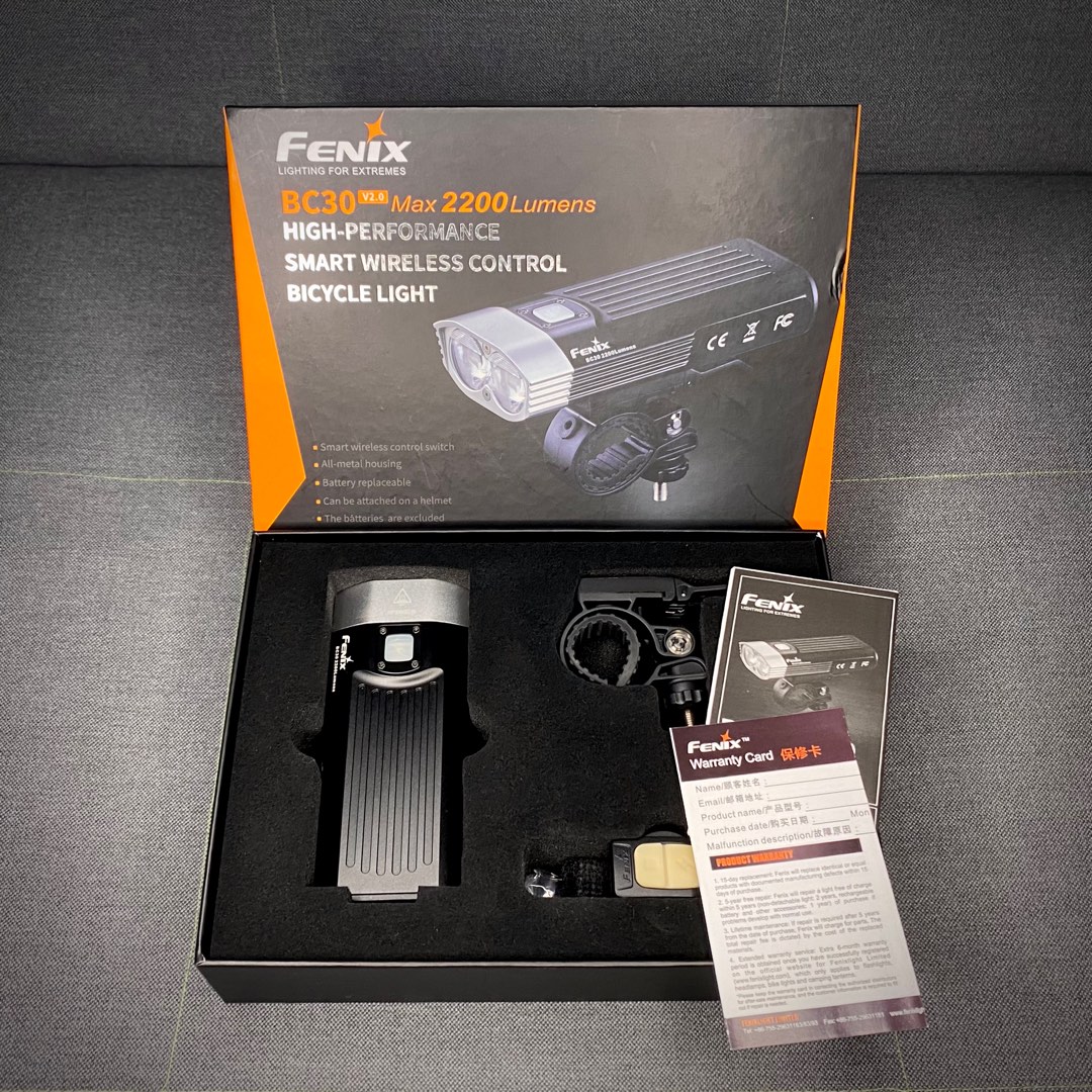 Fenix BC30 v2.0 2600 lumens with wireless remote, 運動產品, 單車及配件, 單車 ...