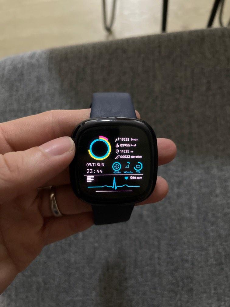 Fitbit Versa 3, Sports Equipment, Bicycles & Parts, Parts & Accessories