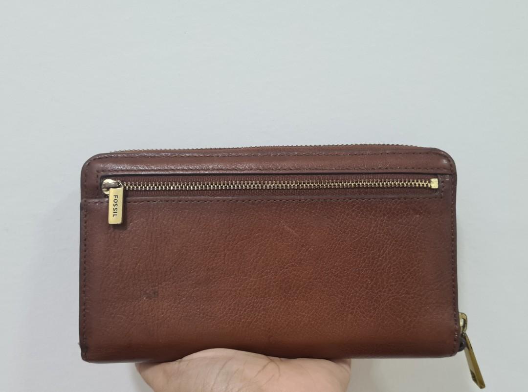 Fossil wallet clutch deals