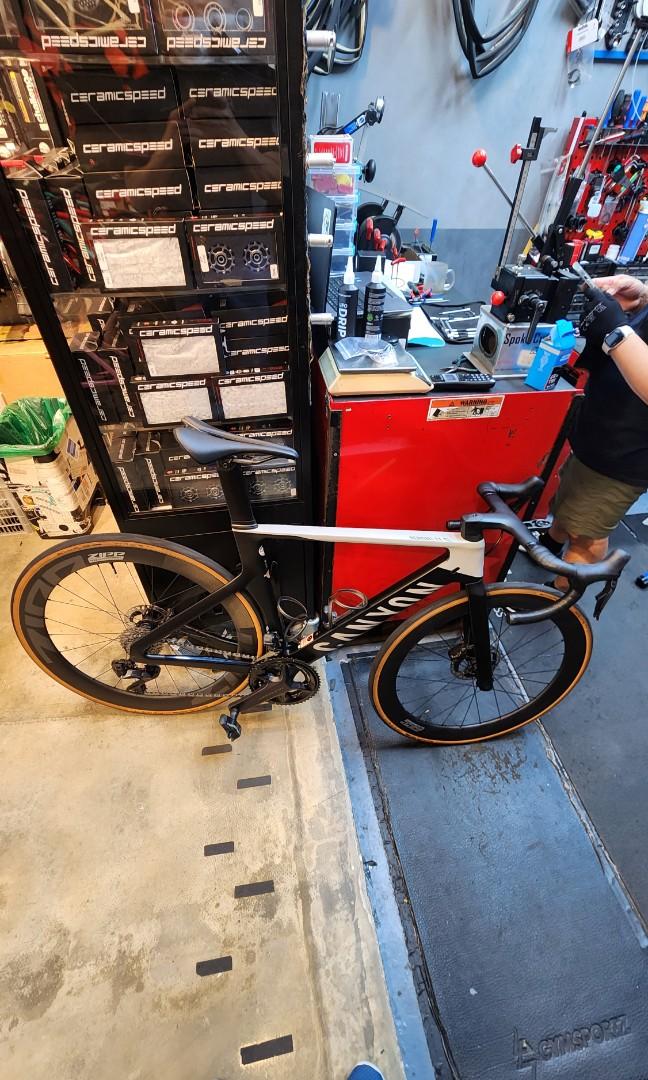 FRAMESET Canyon Aeroad CF SL 7 Disc 2021, Sports Equipment, Bicycles & Parts, Bicycles on Carousell