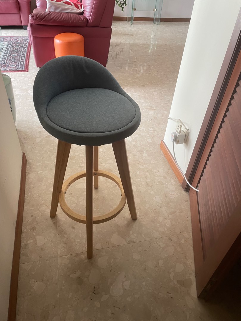 high table chair, Furniture & Home Living, Furniture, Chairs on Carousell