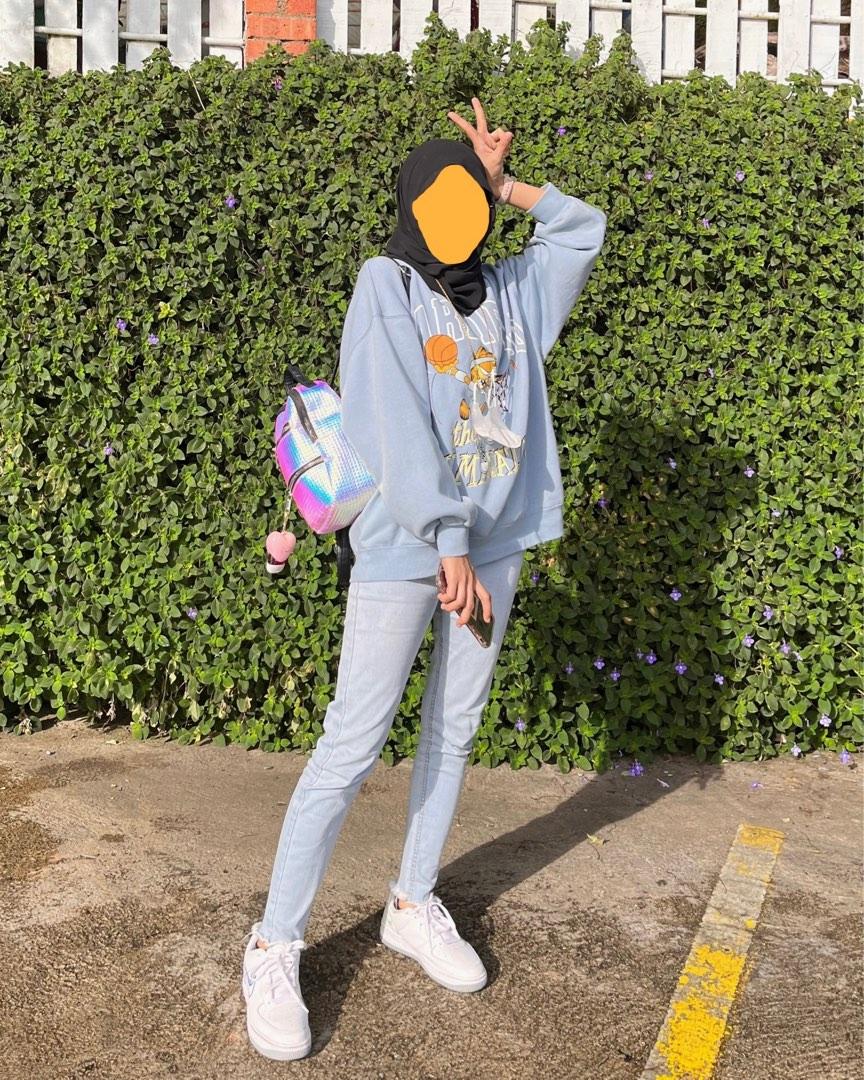 hu0026m garfield sweatshirt, Women's Fashion, Tops, Longsleeves on Carousell