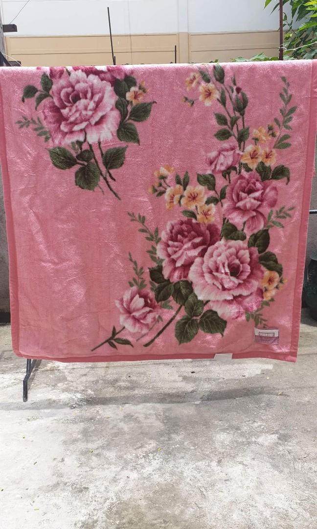 Japan Blanket, Furniture & Home Living, Bedding & Towels on Carousell