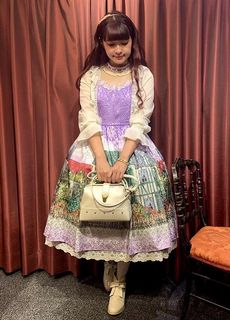 （分類：）位於 。 由 Yu_chan09 提交（商品編號 1184231812，圖片 1）。簡介： 。