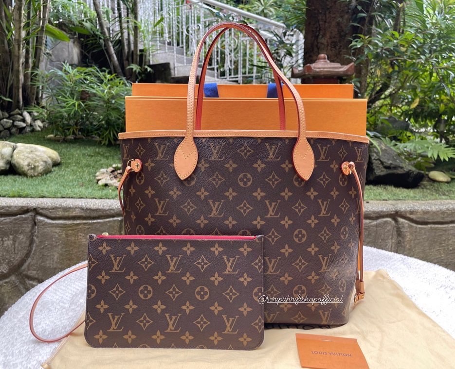 louis Vuitton Neverfull MM Cherry with POUCH, Luxury, Bags