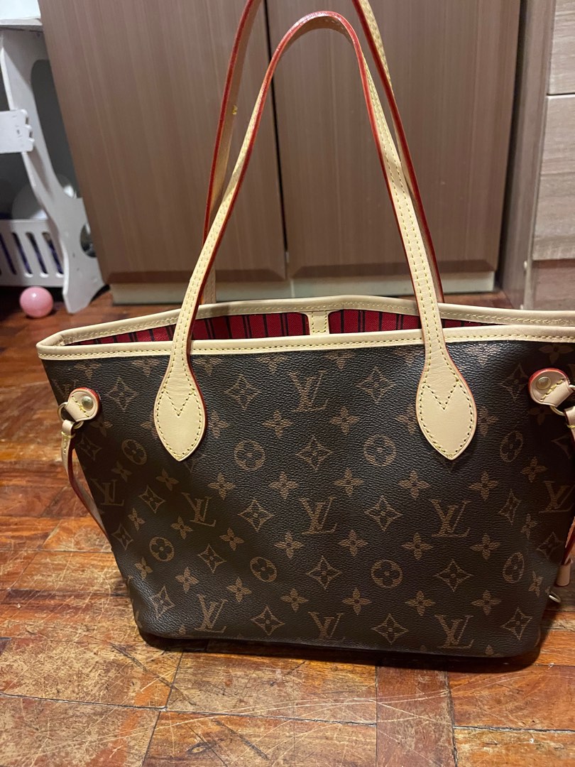 100% Authentic Louis Vuitton Neverfull bag monogram # lv # chanel # hermes  # gucci # Kate spade # tory burch # MRTDakota, Luxury, Bags & Wallets on  Carousell