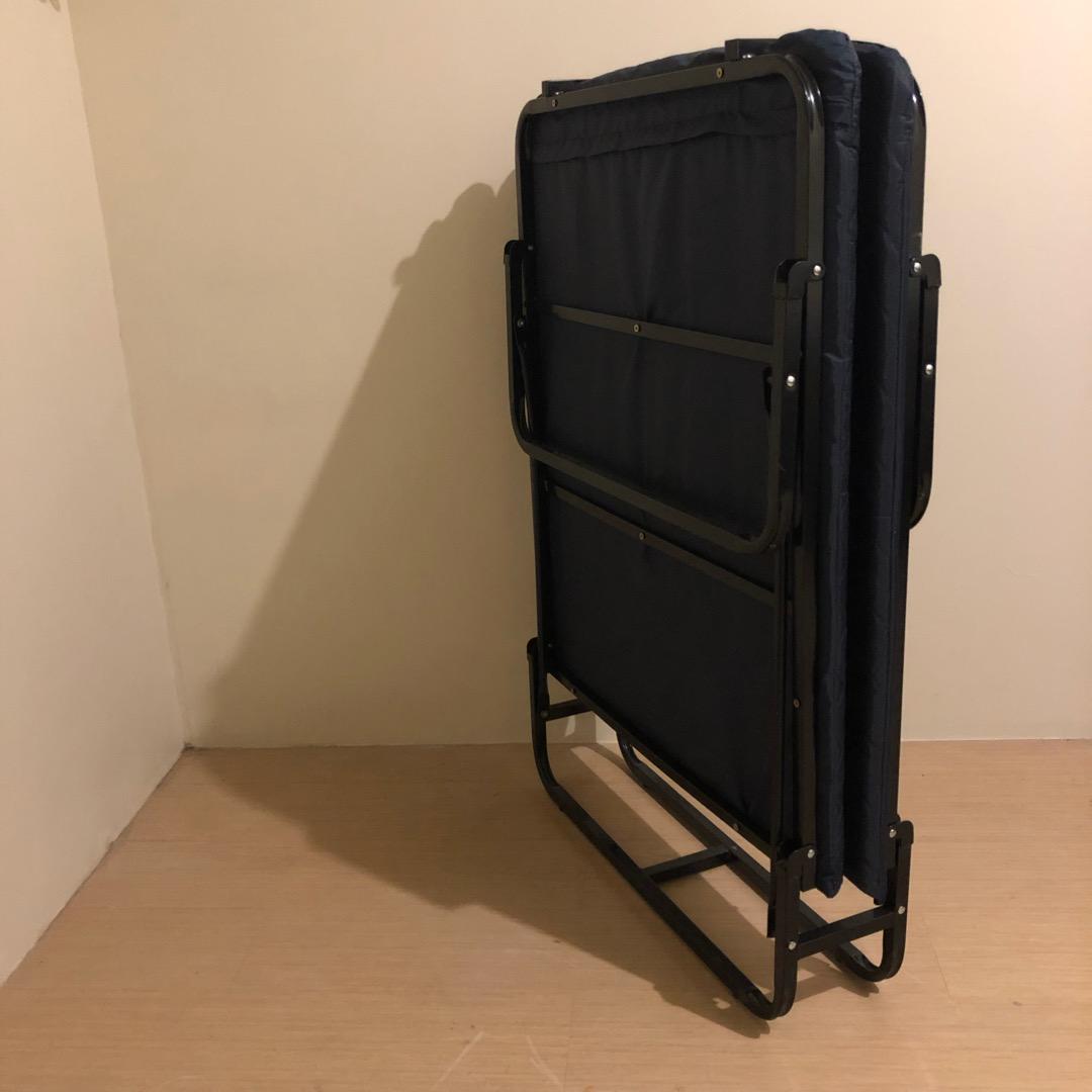 Mandaue Foam Kohen Folding Bed, Furniture & Home Living, Furniture, Bed