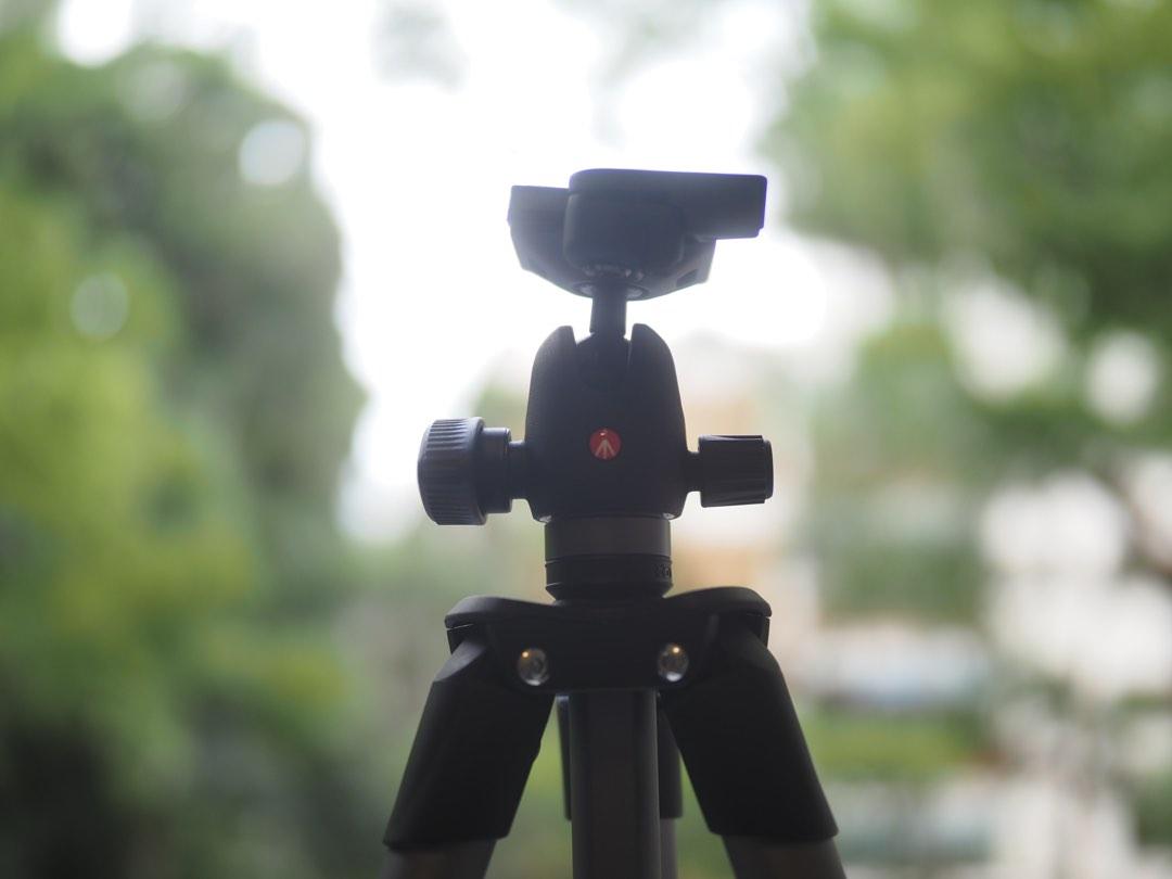 Advanced Aluminium Tripod with ball head, grey