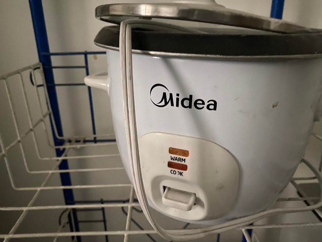 Midea Rice Cooker, TV & Home Appliances, Kitchen Appliances, Cookers on Carousell
