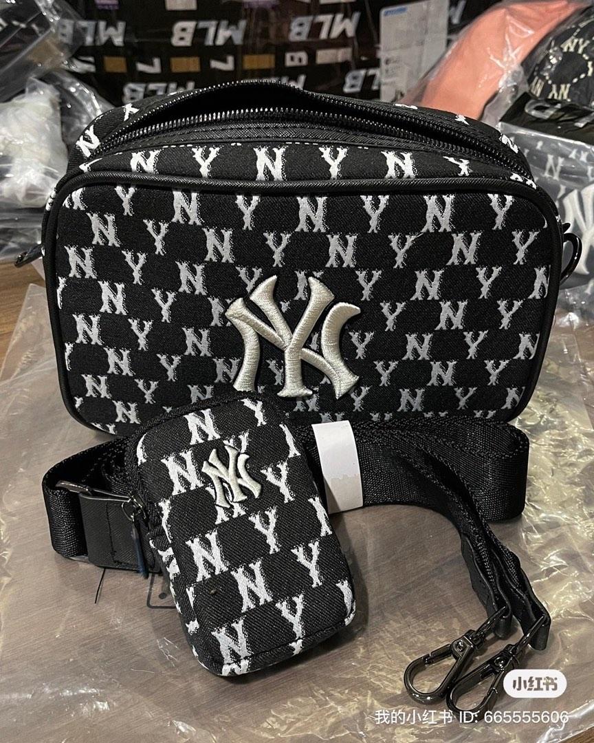 MLB DIA Monogram Jacquard New York Yankees Cross Bag Crossbody Bag - Black