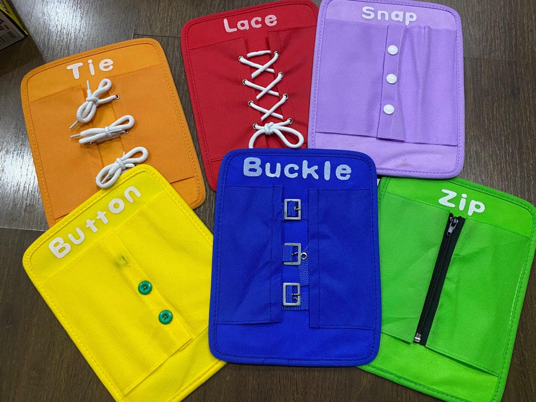 Buckle, Lace & Tie Dressing Frames