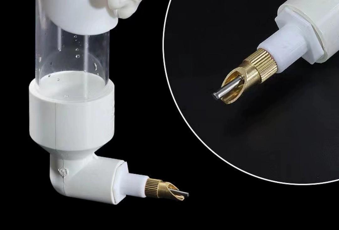 New auto bird water feeder. Small ideal for love bird and budgie Big ideal for conure senegal and Indian ring neck. I also sell bird cage and many