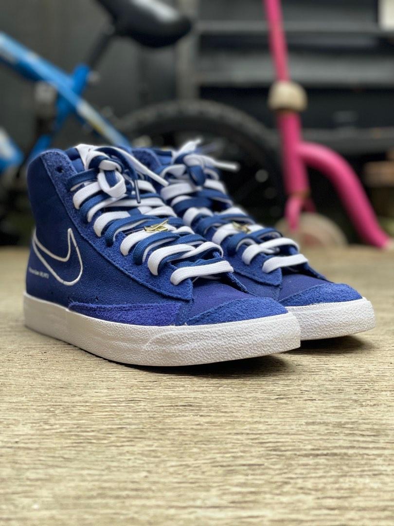 Nike Blazer Mid 77 Deep Royal Blue/Orange, Fesyen Pria, Sepatu , Sneakers  di Carousell