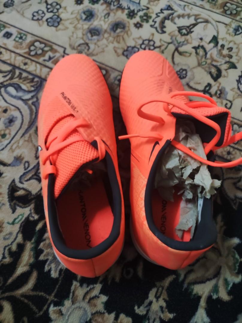 Nike Phantom Venom Academy Ic Women s Fashion Footwear Boots on