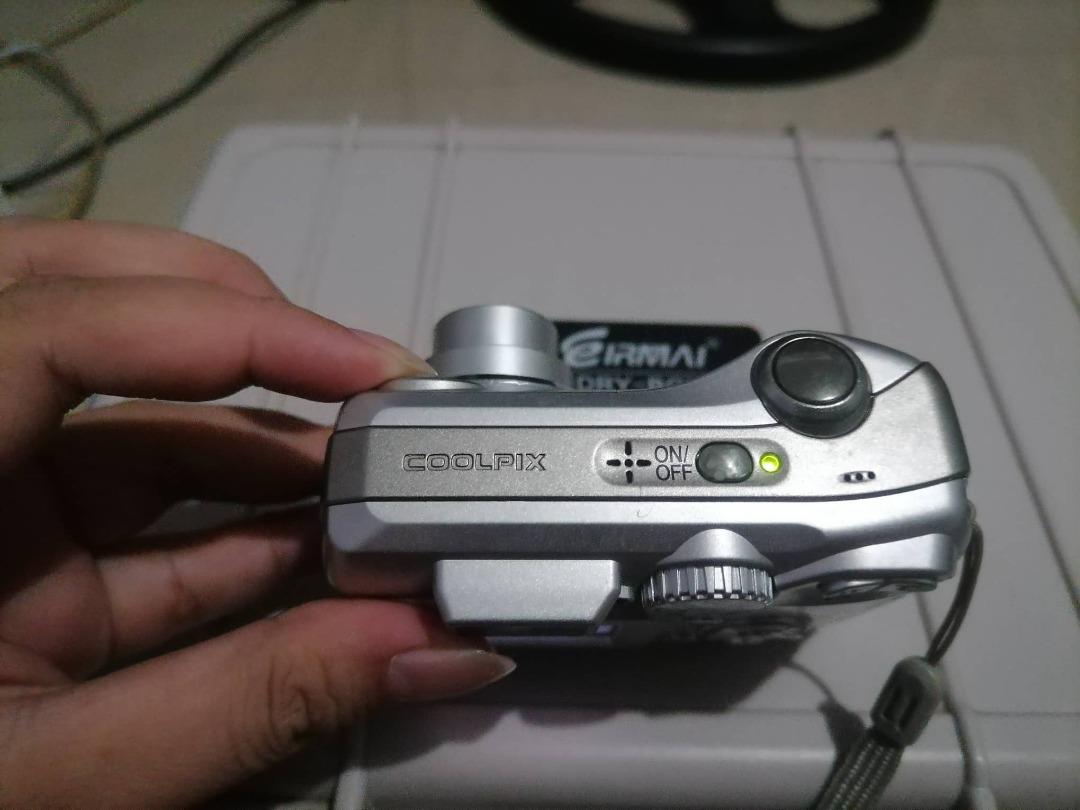 Nikon Coolpix 3200, Photography, Cameras on Carousell