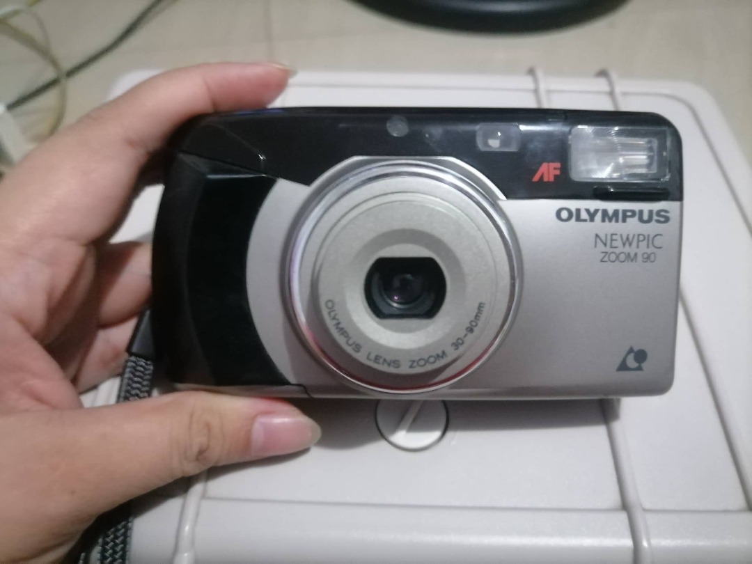 Olympus Newpic Zoom 90 (APS), Photography, Cameras on Carousell