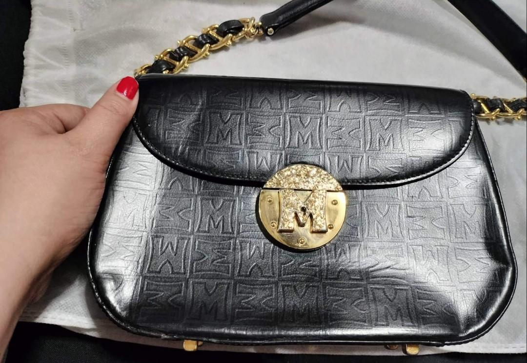 Metro city bag original price hotsell