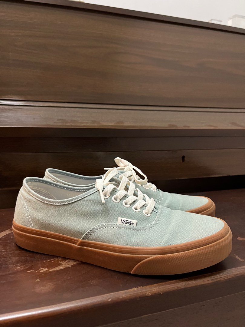 Vans blue sale gum sole price