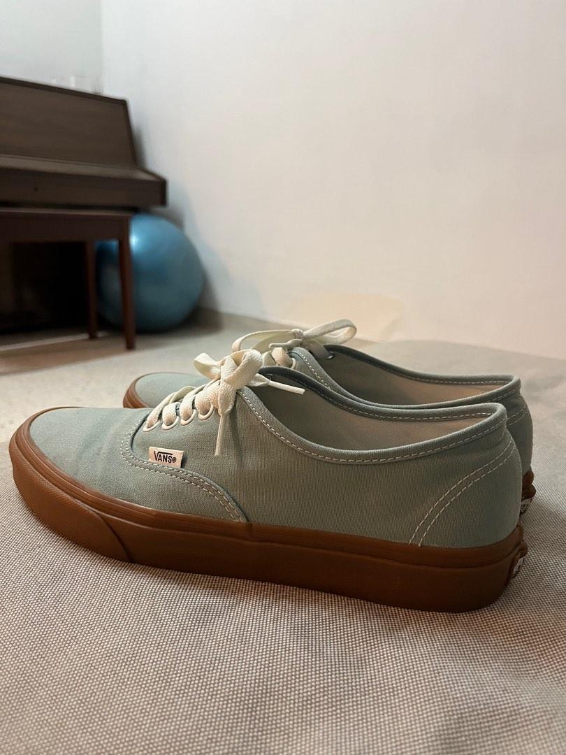 Khaki vans gum sole deals