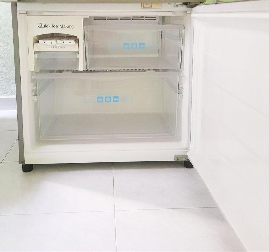 Panasonic ***Fridge Freezer. Technically top. Free transport., TV