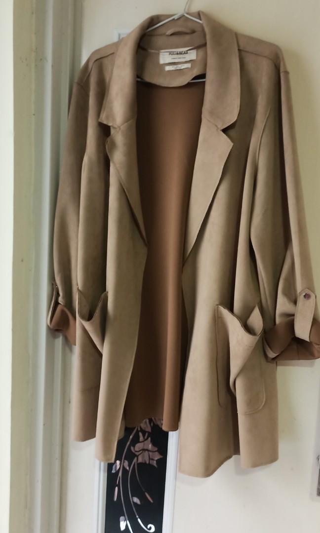 Pull n Bear ori counter PIM, Blazer/jacket kulit suede, warna beige