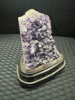 Purple stone with stand