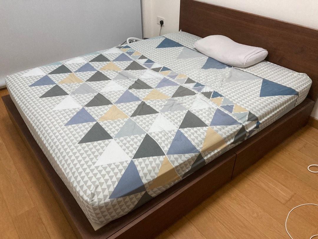Queen size Muji mattress, Furniture & Home Living, Bedding & Towels on