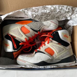 Reebok pump up shoes hotsell
