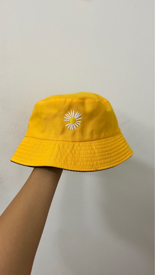 reversible bucket hat, Women's Fashion, Watches & Accessories, Hats
