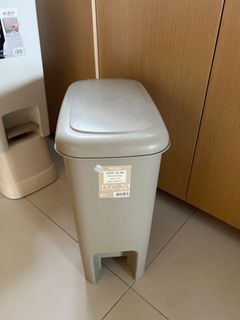 （分類：）位於 。 由 stephtam88 提交（商品編號 1184160812，圖片 1）。簡介： 。