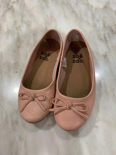 Sepatu anak Perempuan