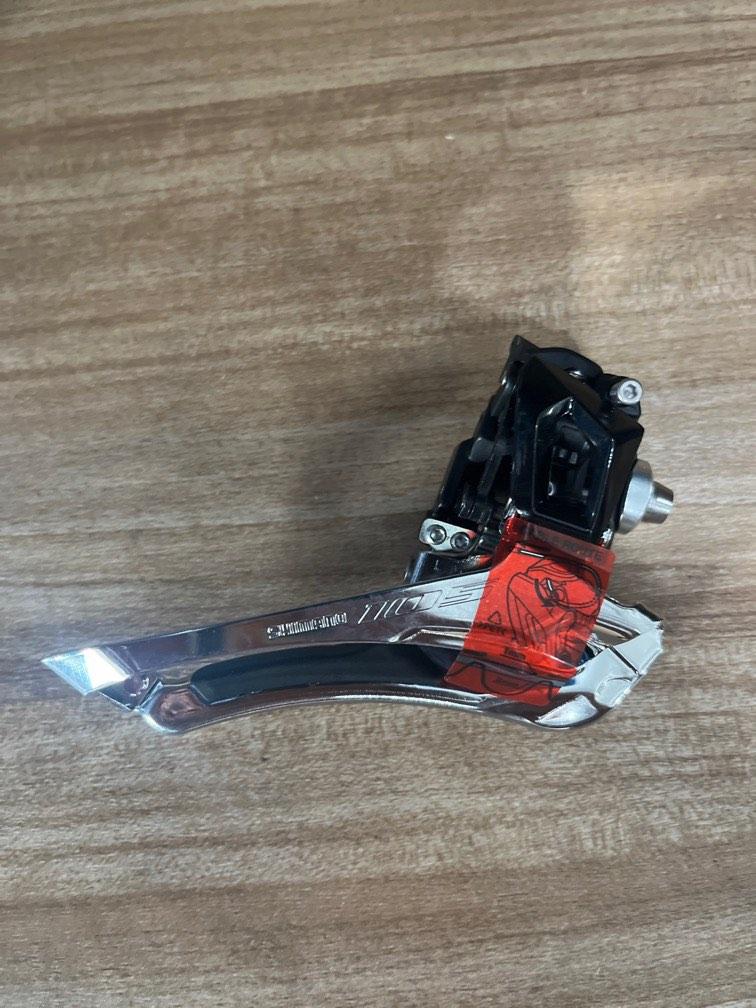 Shimano 105 R7000 Front Derailleur, Sports Equipment, Bicycles & Parts