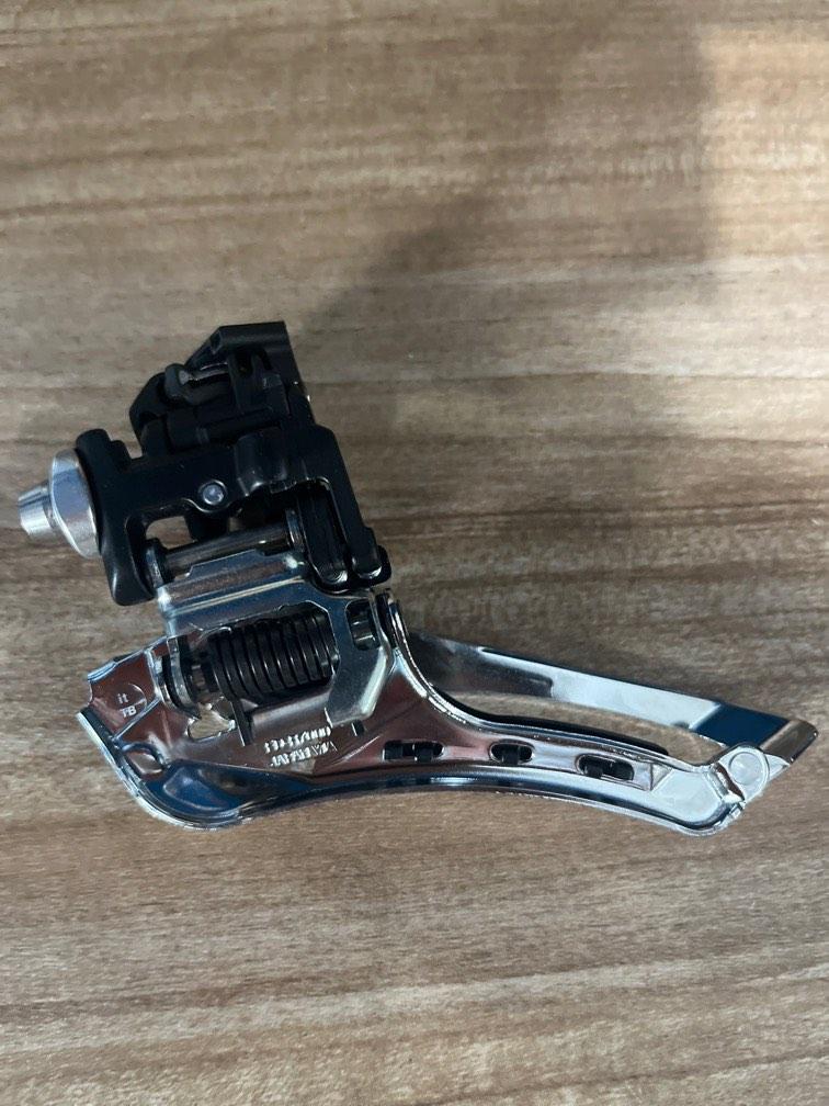 Shimano 105 R7000 Front Derailleur, Sports Equipment, Bicycles & Parts