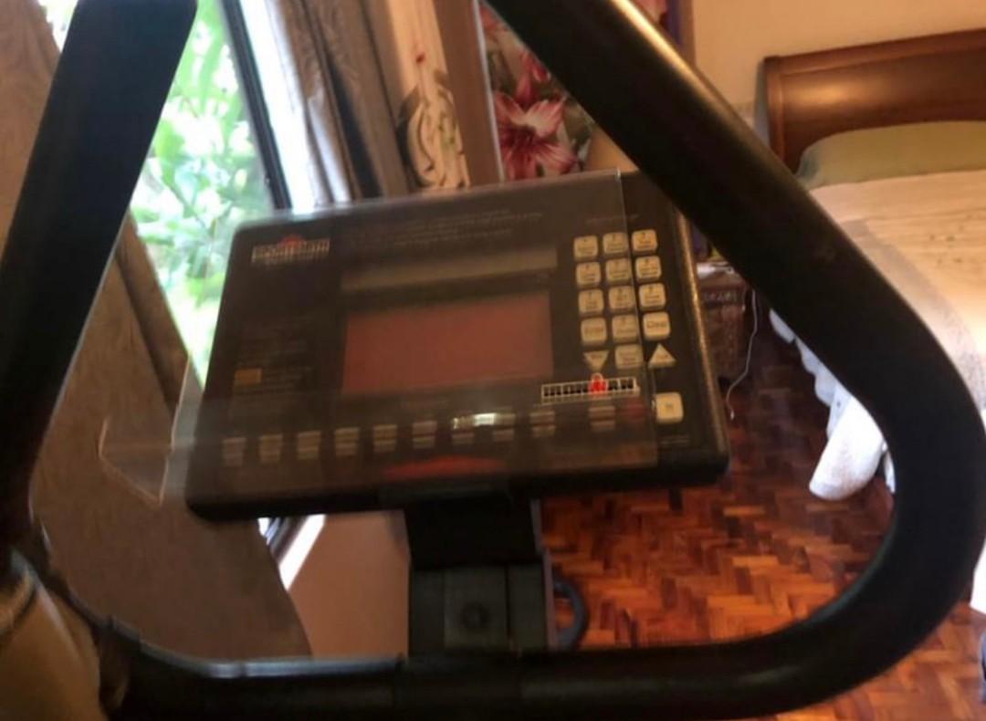 Stair Master Free Climber 4400 PT Free Delivery Metro Manila, Sports