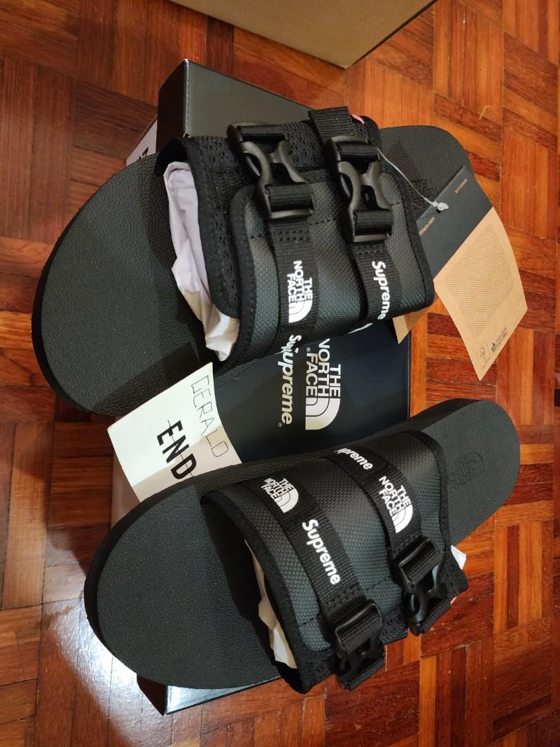 Supreme discount tnf slippers