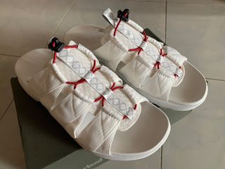 （分類：）位於 。 由 milinss 提交（商品編號 1184101282，圖片 1）。簡介： 。