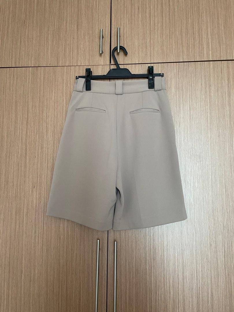 Todayful Twill Half Pants & shorts in Natural/ Light Beige 日本